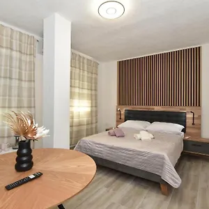 Jeta Studio & Apartament