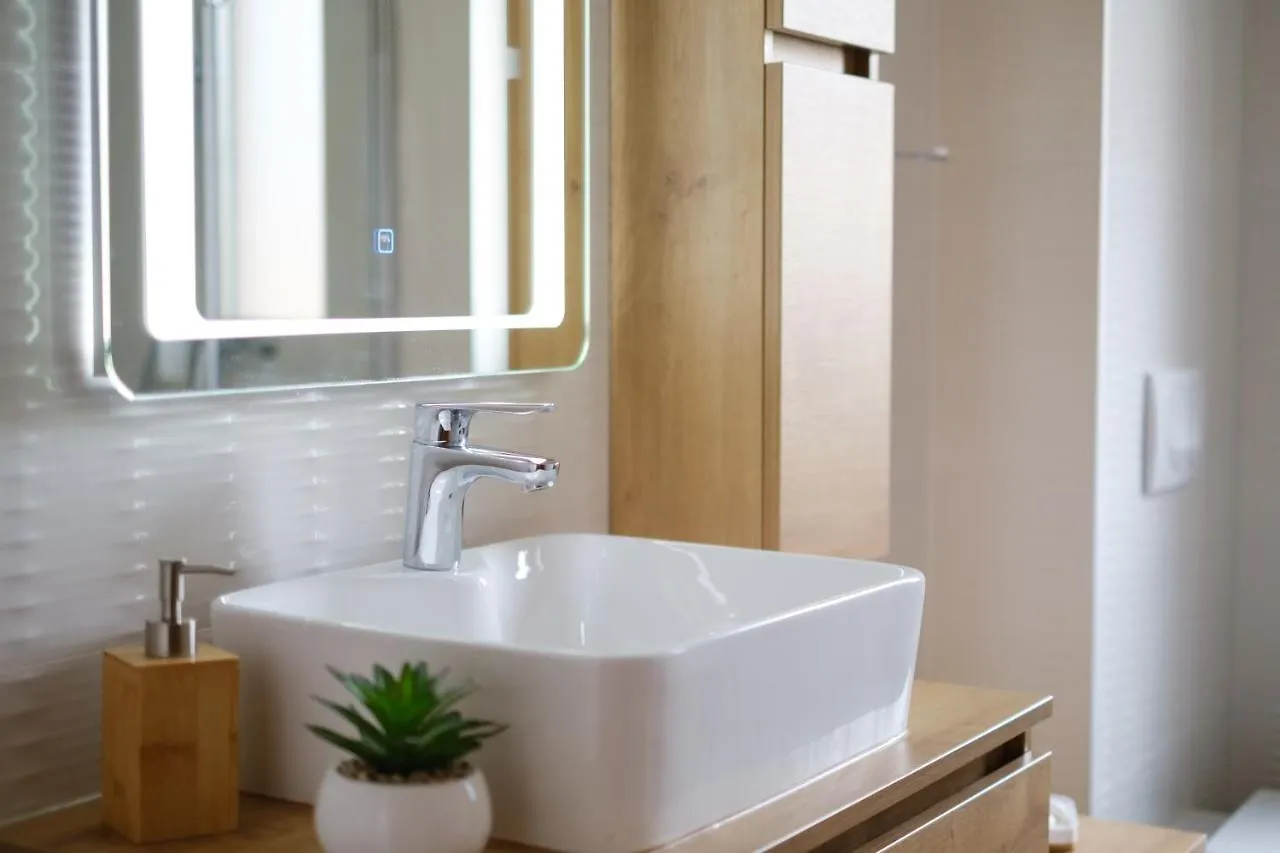 Apartments Luana With Private Jacuzzi Zadar Croatia